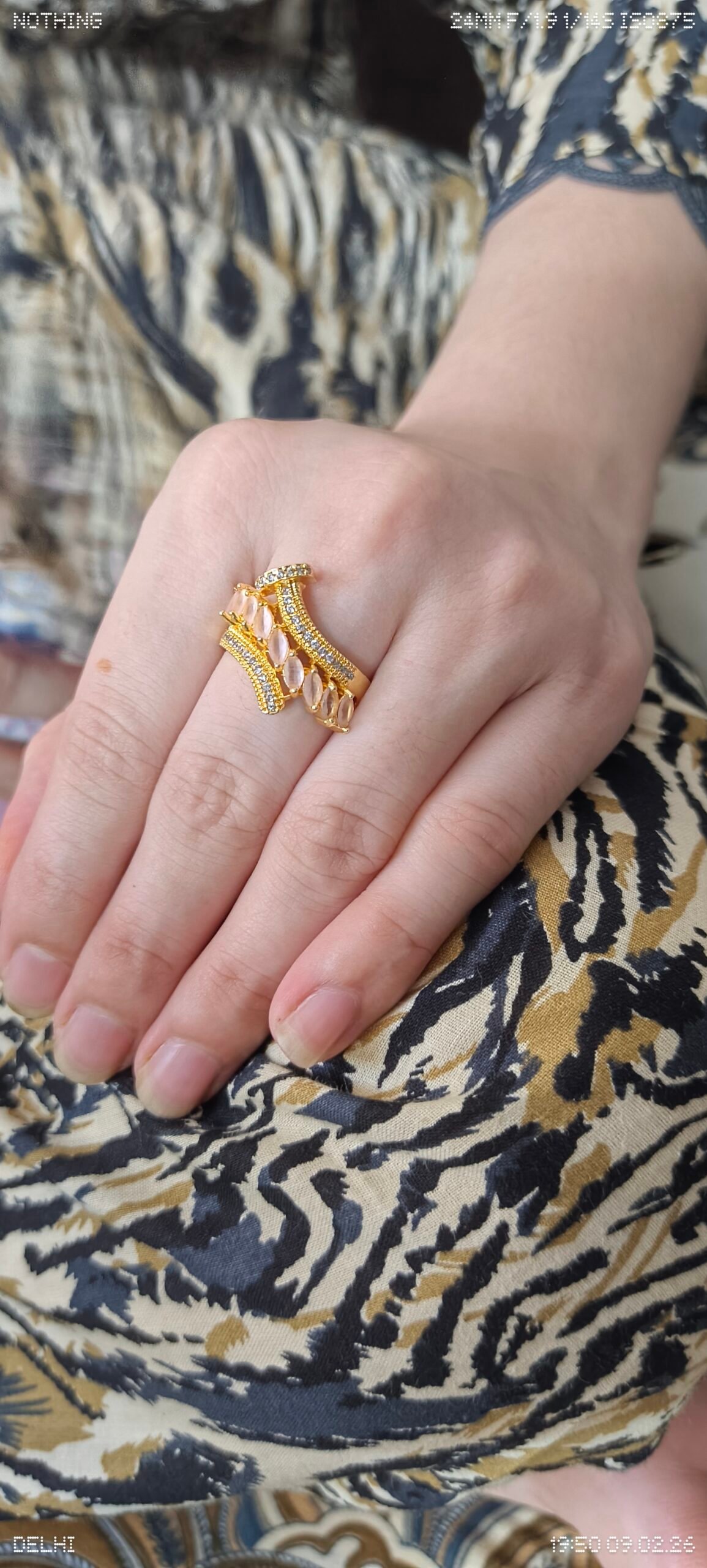 AD) Golden-Toned Pink Stone Adjustable Ring - Image 5